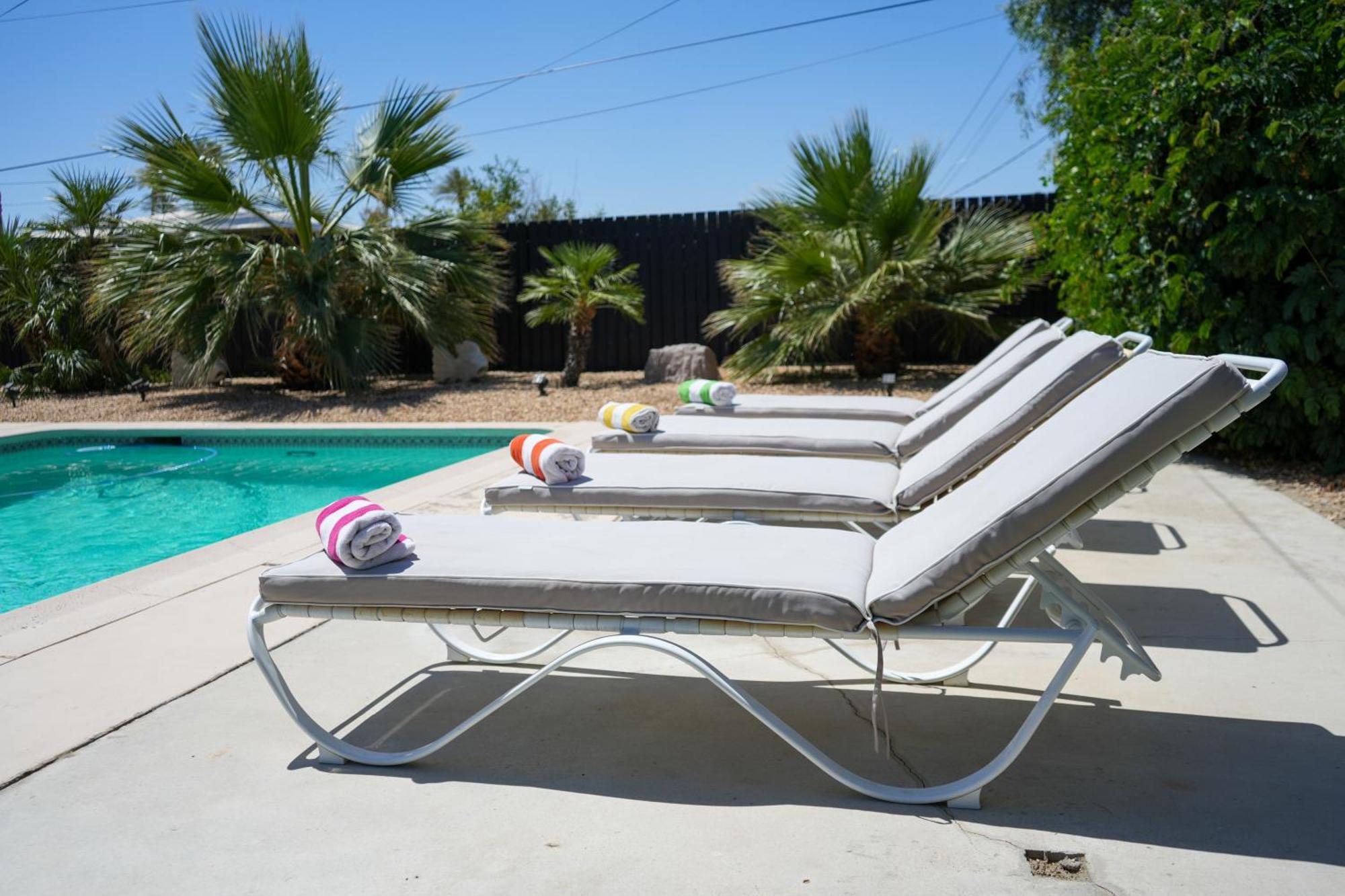 The Pink Cactus - Desert Retreat - Luxe Pool, Golf & Game Room إنديو المظهر الخارجي الصورة